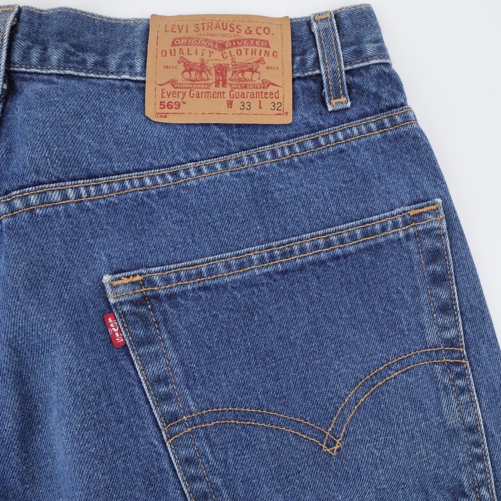 Vintage Y2K Levis 569 Loose Straight Jeans Medium Wash Blue Denim Mens 33x32